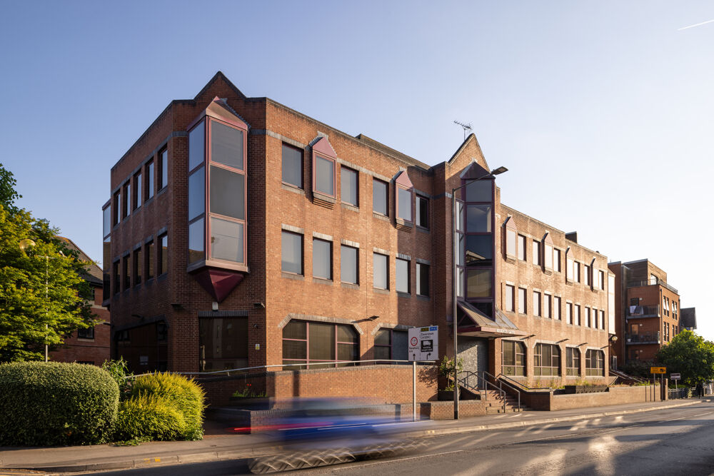 Regents Gate, Reading