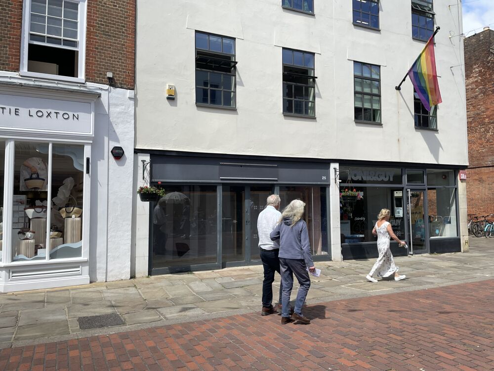 25 North Street, Chichester