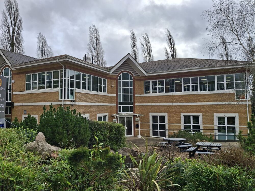 Unit 4 Turnhams Green Business Park, Reading