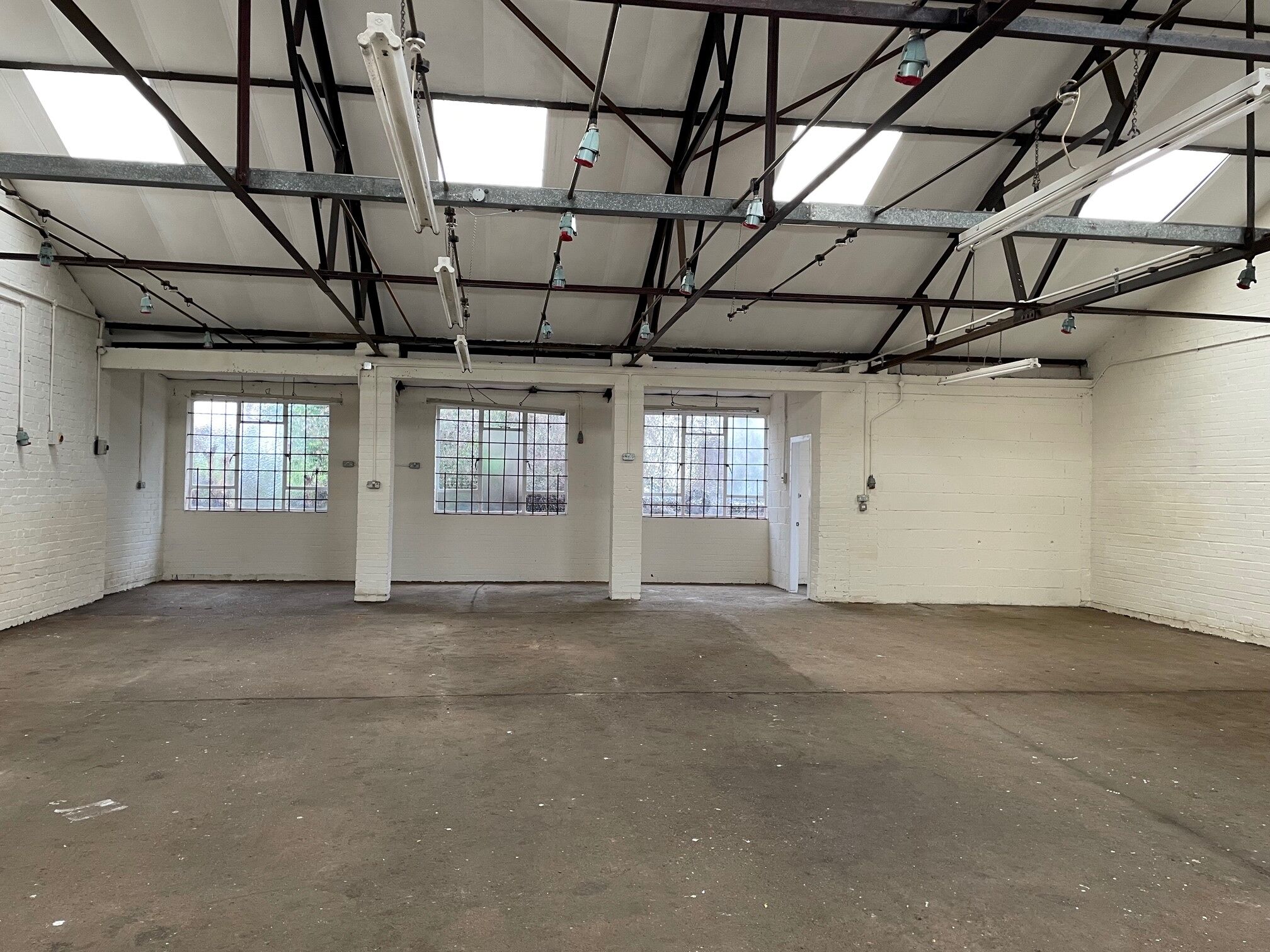 Chertsey Industrial Park Ford Road, Chertsey Industrial / Warehouse